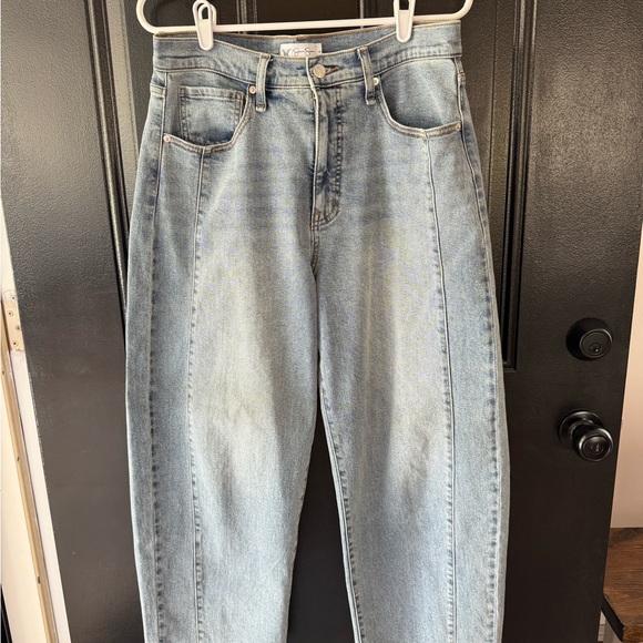 Jessica Simpson Myrtle Barrel Leg Jeans size 6 - Picture 1 of 2